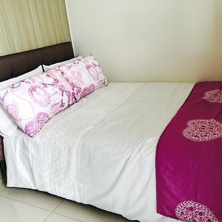 De Luxe, Standard And Studio Suites -The Breeze Residences-Close To Airport,Mall Of Asia, Us Embassy 마닐라 외부 사진