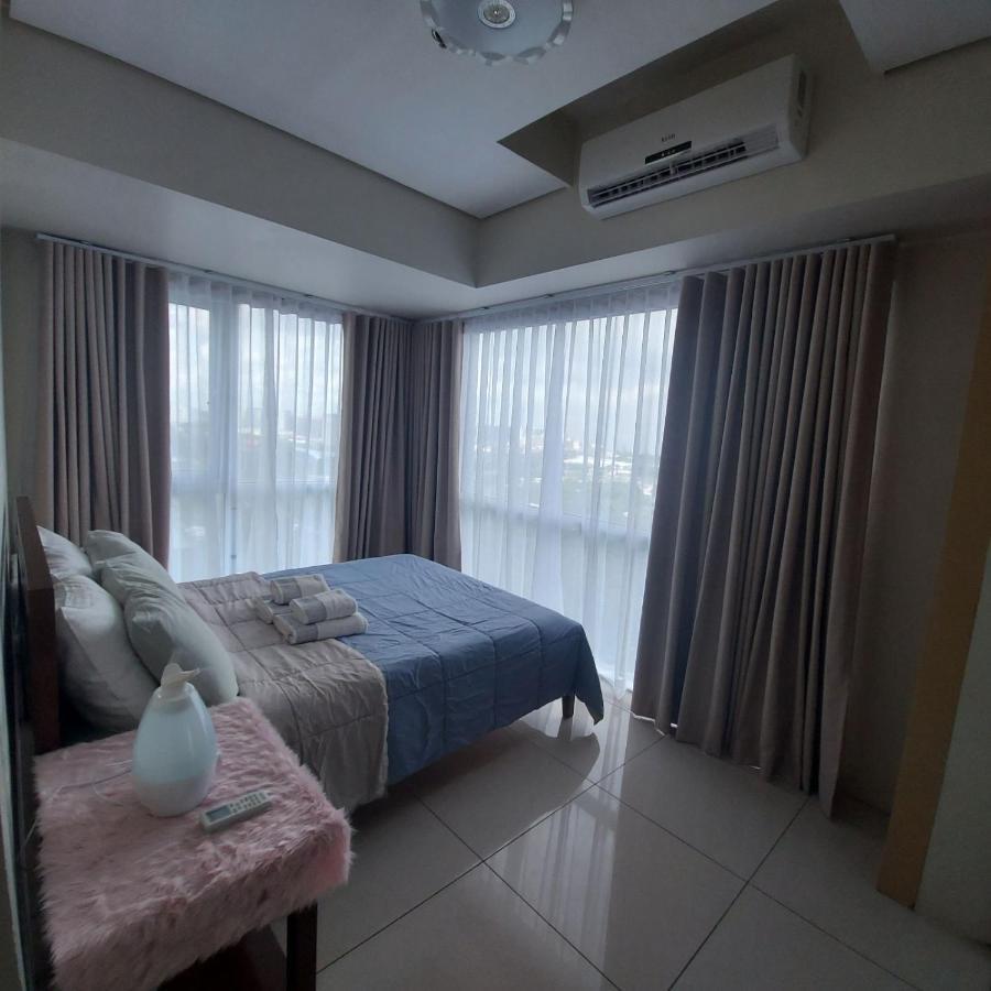 De Luxe, Standard And Studio Suites -The Breeze Residences-Close To Airport,Mall Of Asia, Us Embassy 마닐라 외부 사진