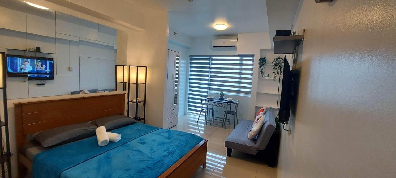 De Luxe, Standard And Studio Suites -The Breeze Residences-Close To Airport,Mall Of Asia, Us Embassy 마닐라 외부 사진