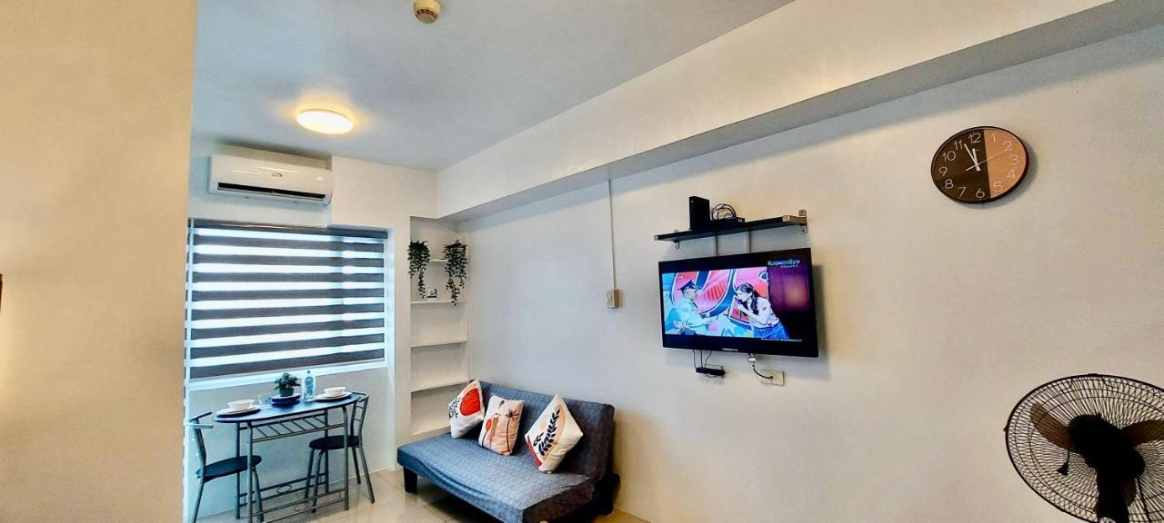 De Luxe, Standard And Studio Suites -The Breeze Residences-Close To Airport,Mall Of Asia, Us Embassy 마닐라 외부 사진